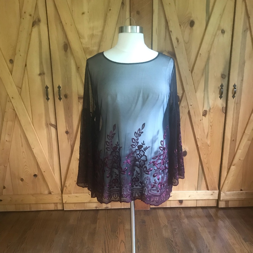 Stunning black blouse with burgundy lace